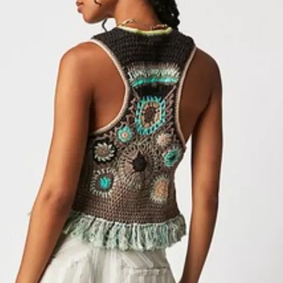 Free People Desert Rose Crochet Knit Vest Top Tank Fringe Brown XS NWT - Picture 7 of 7